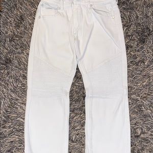 Men’s white jeans